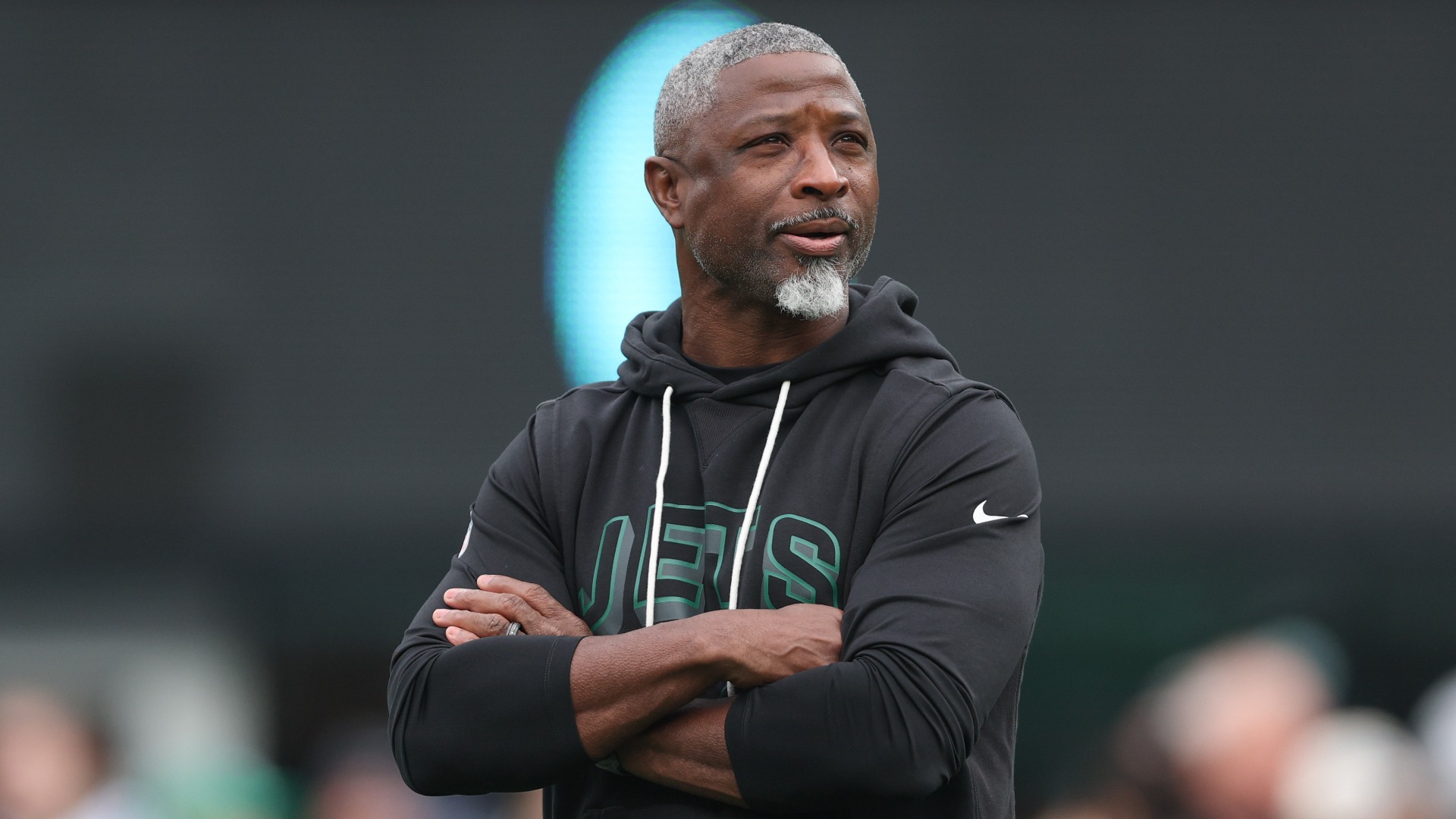 Should the Jets fire head coach Aaron Glenn after 1 season?