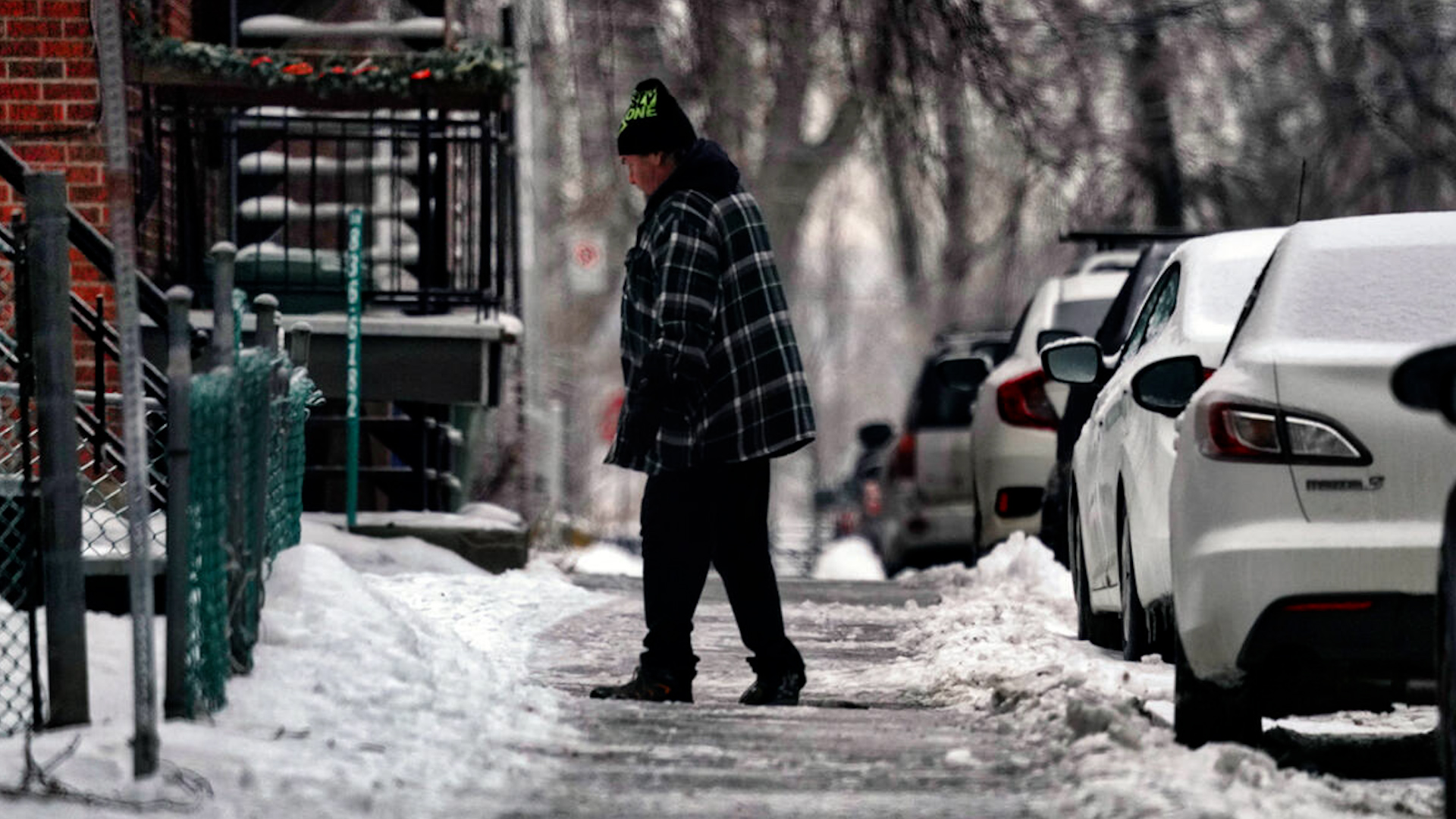 Southern Quebec hit by winter storm bringing wind and freezing rain