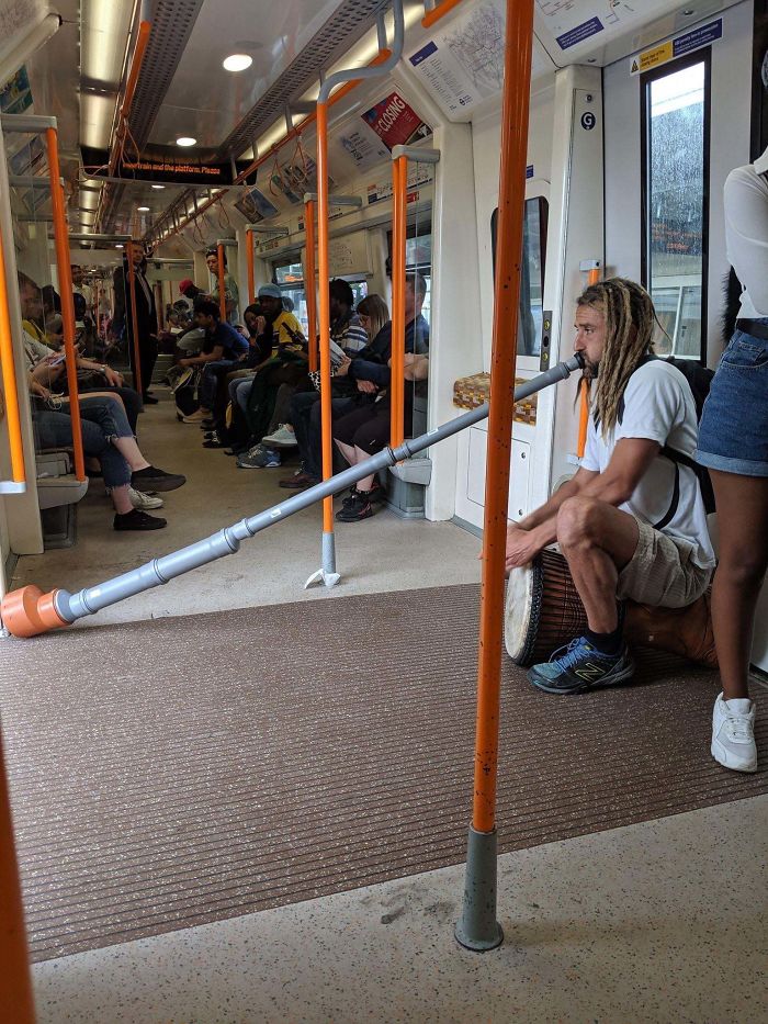 41 Funny And Strange Things Spotted On the Subway
