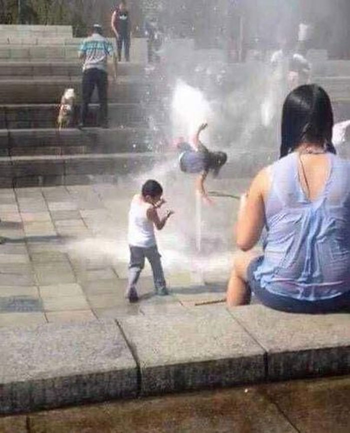 41 Of The Funniest Images From The ‘Kids In Predicaments’ Facebook Page