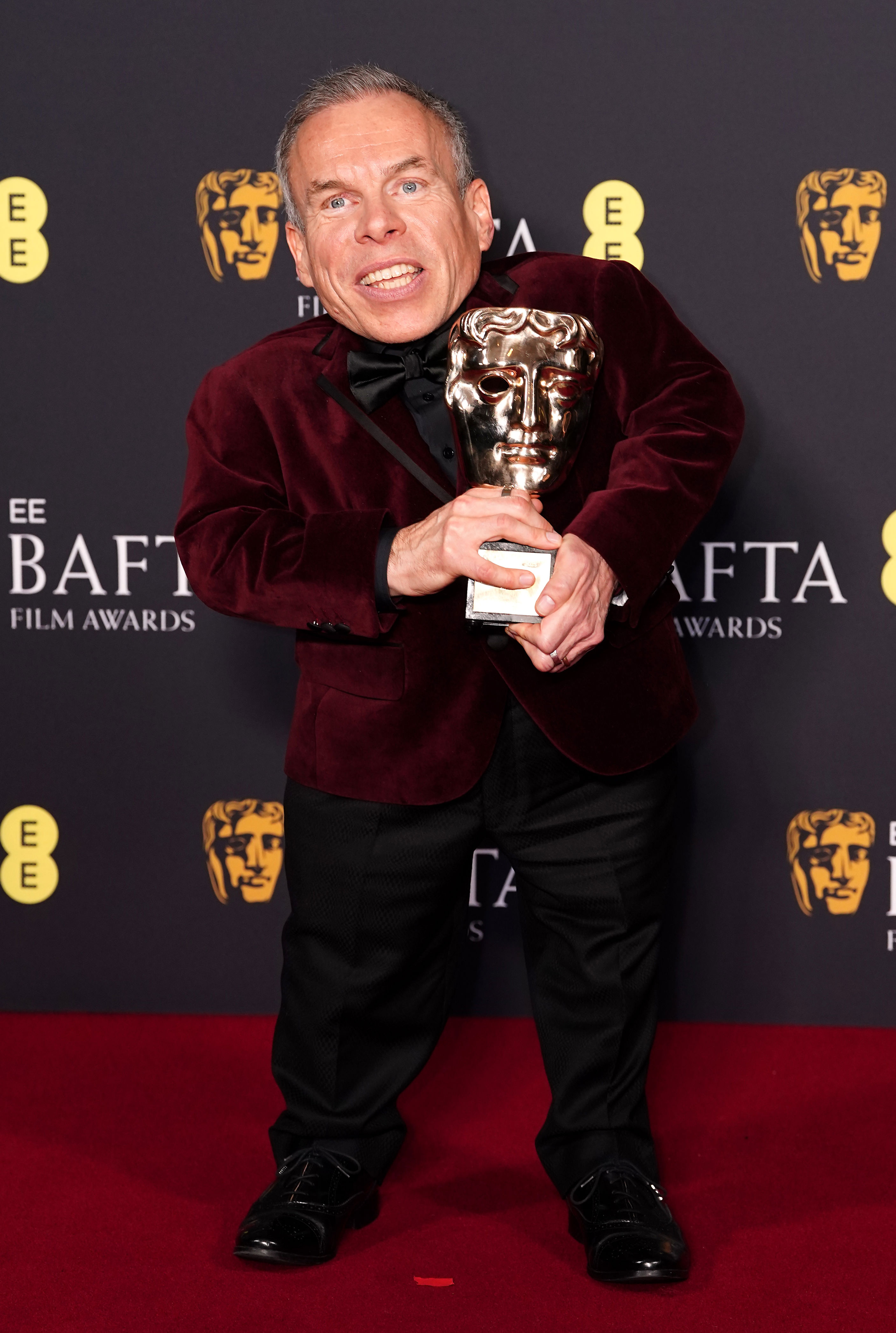 Harry Potter and Star Wars actor Warwick Davis made an OBE in New Year ...