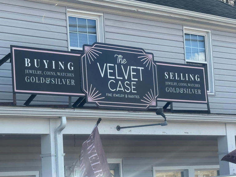 staunton-jewelry-store-burglary-under-investigation-over-330k-in-cash