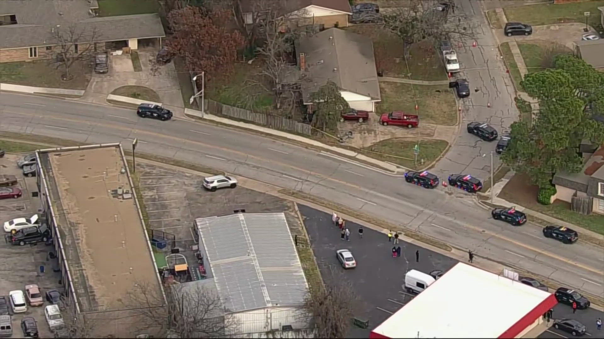 Large police presence spotted at separate scenes in Fort Worth