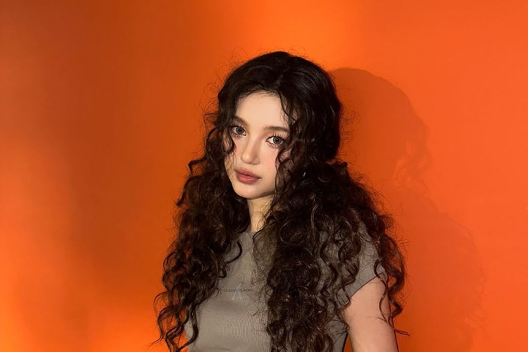 Danielle Terancam Denda Rp1,26 Triliun Usai Tinggalkan NewJeans