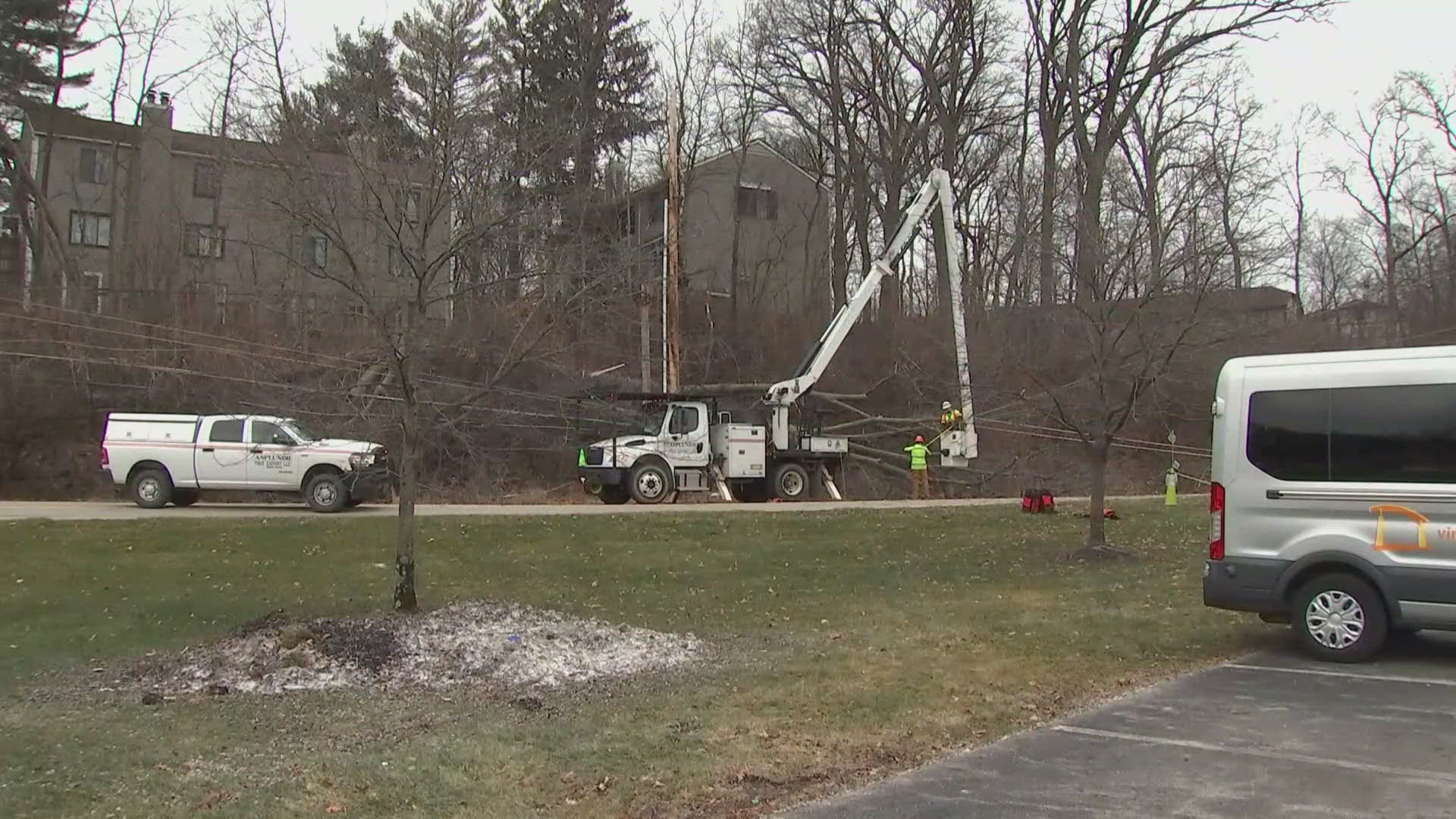 Power mostly restored after strong winds cause outages for hours in ...