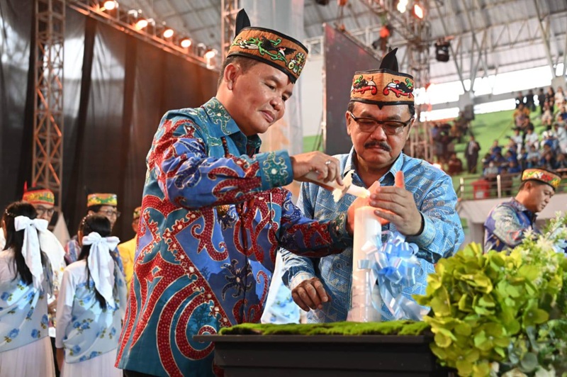 Natal Pemprov Kalteng: Gubernur Soroti Huma Betang dan Harmoni