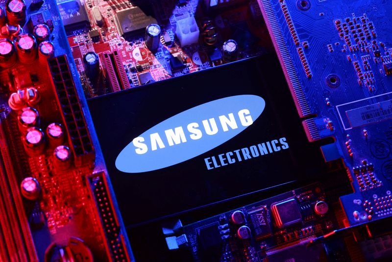US approves Samsung, SK Hynix chipmaking tool shipments to China for 2026, sources say<br><br>