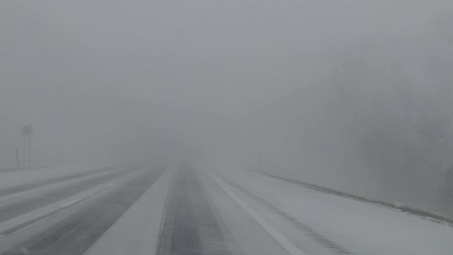 Lake effect snow and strong wind gusts whip Lake Erie area
