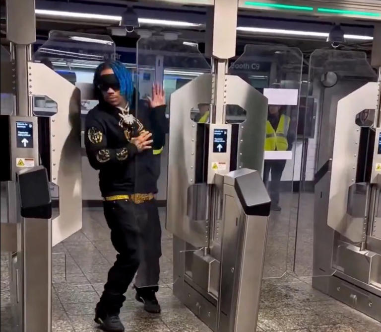MTA’s new subway gates blasted as 'easy to beat' as man with cane is ...