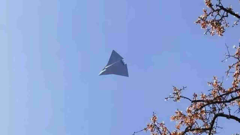 China tests 3rd J-36 prototype and advances next-generation fighter-bomber (X @RupprechtDeino)