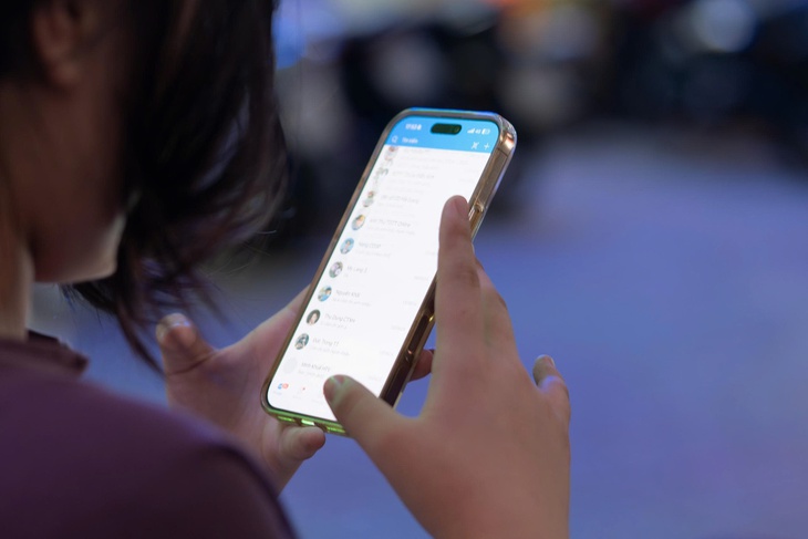 Zalo buộc 'đồng ý tất cả' điều khoản, chẳng khác đẩy 'lưỡi dao' về phía người dùng