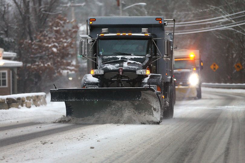 Concerning map shows power outages and devastating winds to batter Massachusetts<br><br>