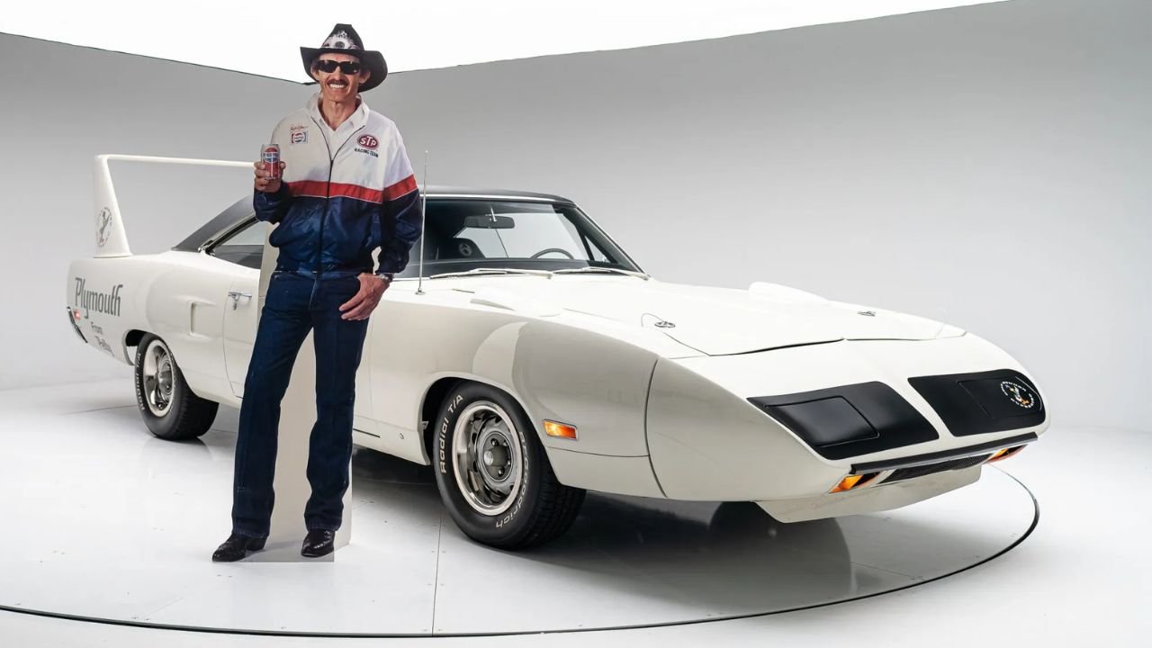 10 motorsports legends who refused to retire quietly