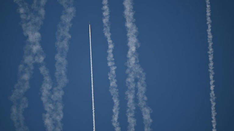 China organiza ejercicios militares en Taiwán tras criticar un importante acuerdo de armas con EE.UU.