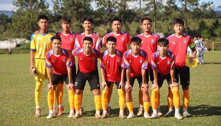 Cần mạnh tay xử lý tiêu cực ở bóng đá trẻ