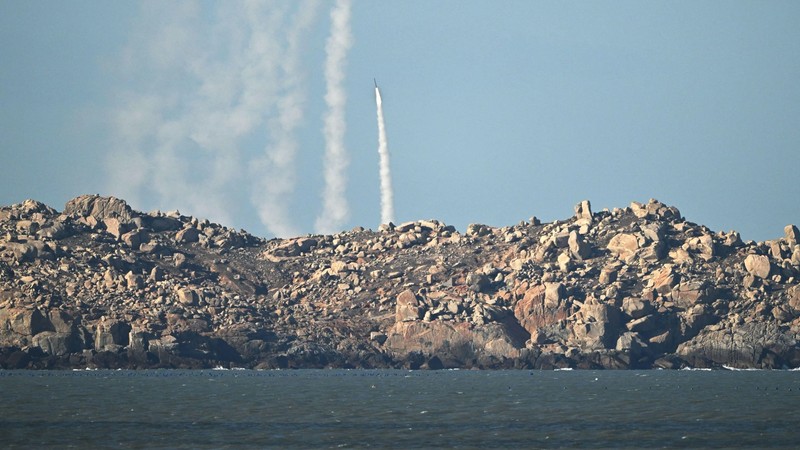 What to know about China's drills around Taiwan as rockets fired on ...