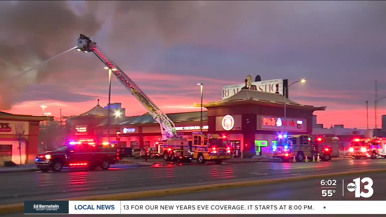 Fire heavily damages Halal Guys restaurant in Las Vegas Chinatown ...