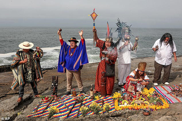 Peruvian psychics predict serious illness for Trump in 2026 in fortune ...