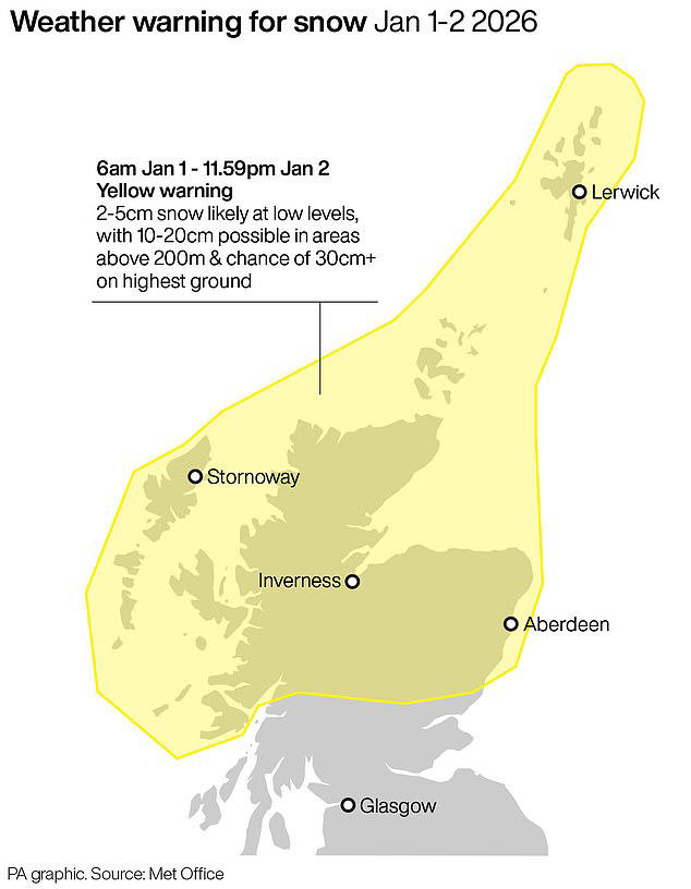 Met Office issues snow warning as New Year brings Arctic freeze with ...