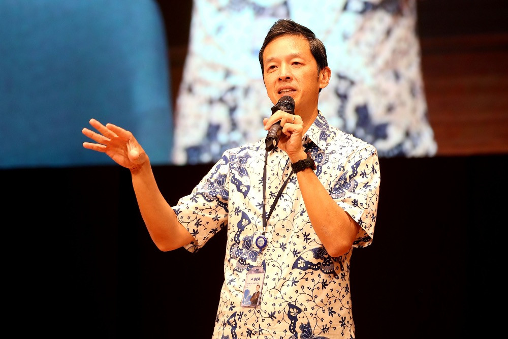 Ketua AEI Armand Hartono Prediksi Tren Pasar Saham 2025