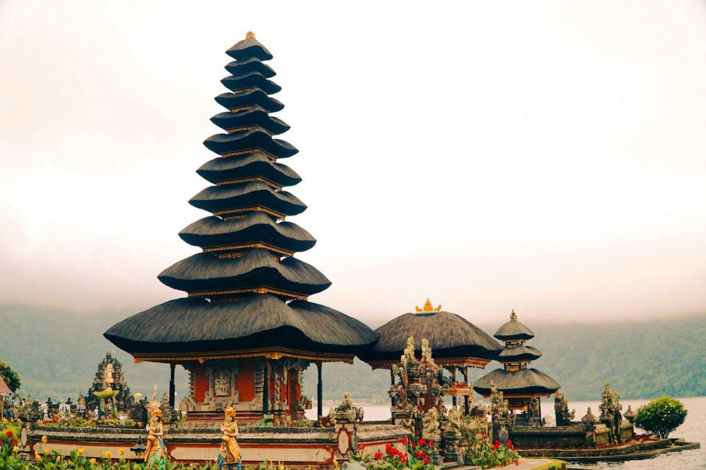 8 Kota dan Negara yang Membatalkan Tahun Baru 2026, Ini Alasannya!