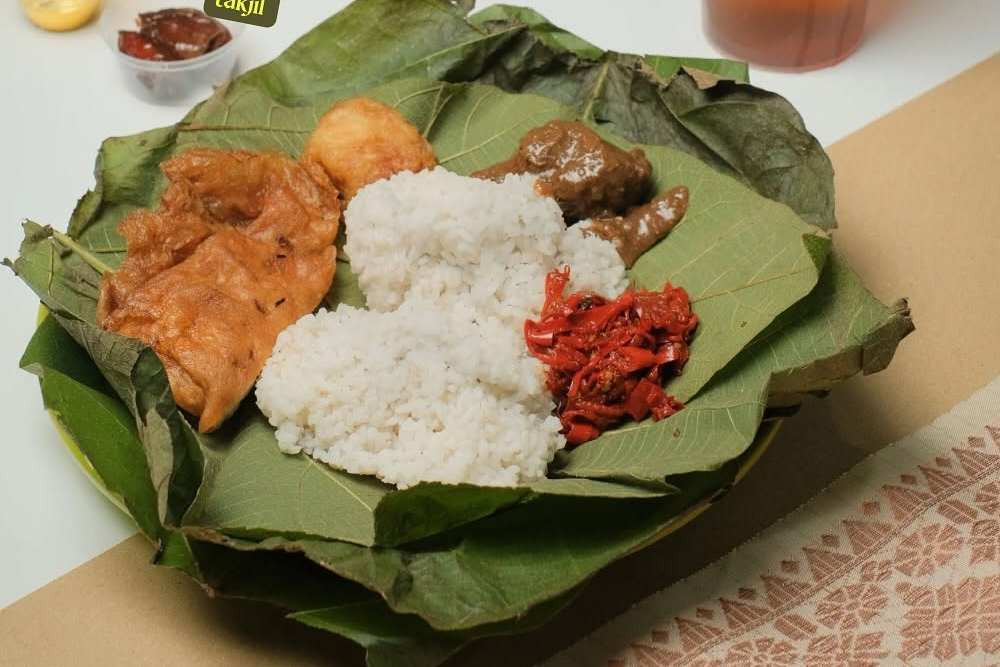 Cara merayakan Tahun Baru 2026 di Cirebon dengan tenang tanpa kembang api