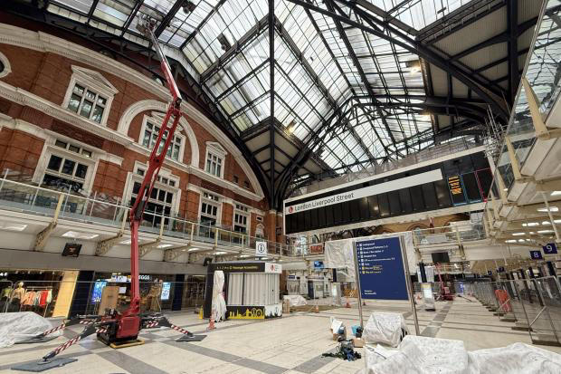 Pictures show progress of works at London Liverpool Street ahead of ...