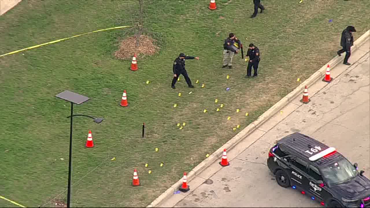 Teen girl among 2 dead after fight at Fort Worth park, police say