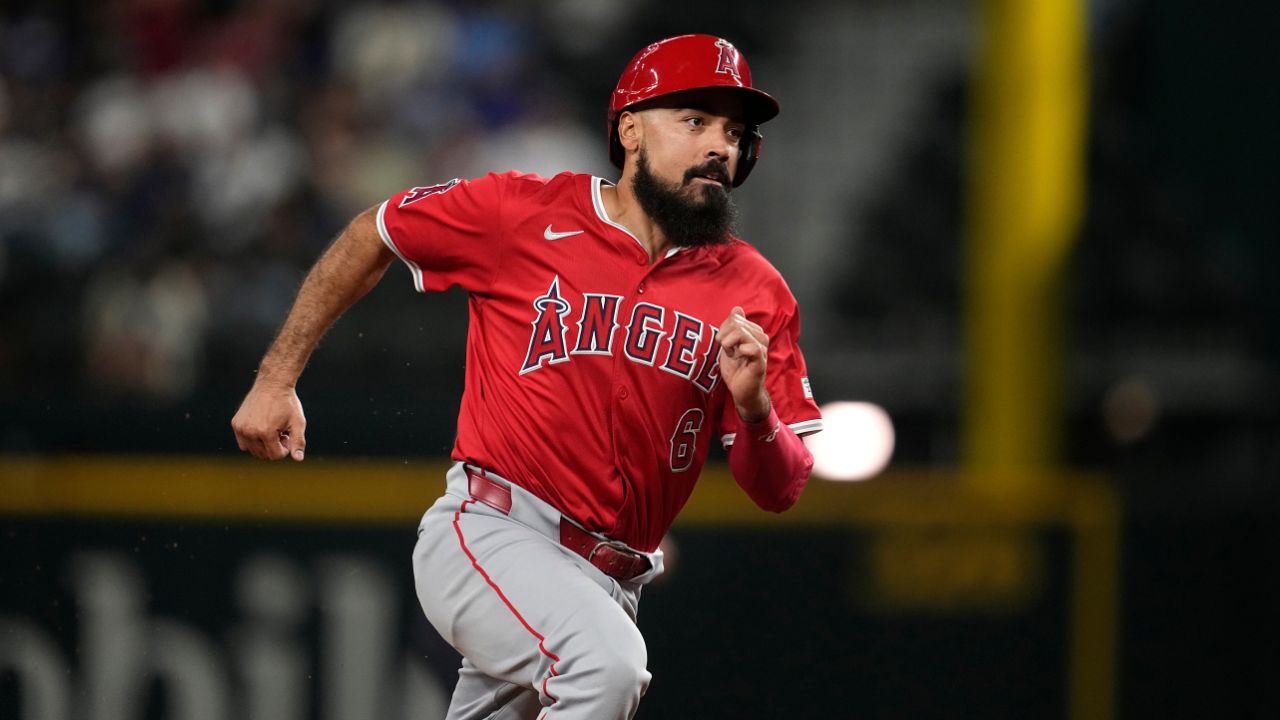 Report: Angels buy out, defer final year of Anthony Rendon’s contract