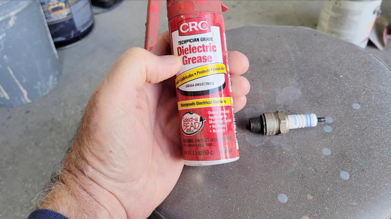 How To Properly Lubricate Spark Plugs With Dielectric Grease Change Site