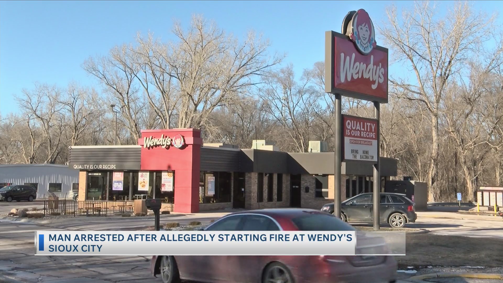 Man arrested after allegedly starting fire at Wendy's