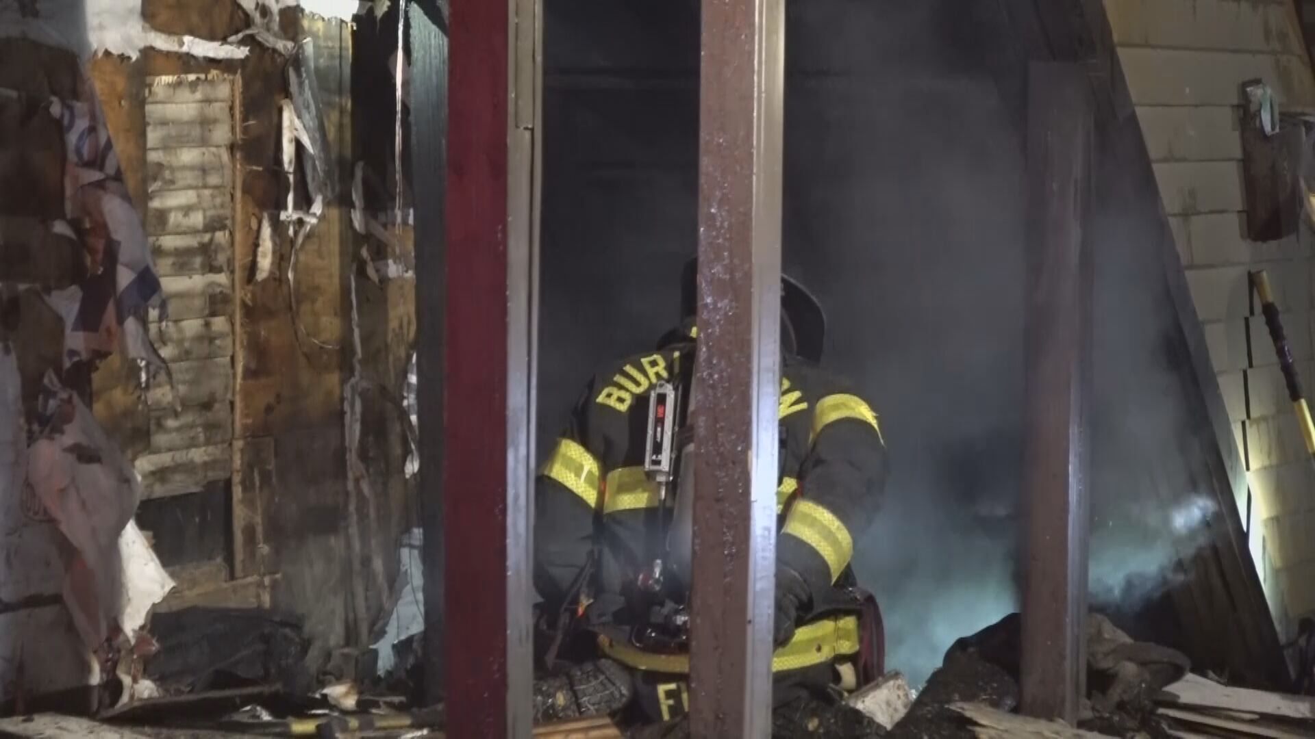 Firefighters rescue residents trapped by Burlington apartment fire