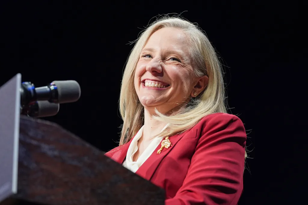 Crime, guns, and taxes: Democrats seek to reshape Virginia moments ...
