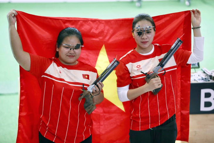 Xạ thủ Trịnh Thu Vinh, HLV Kim Sang Sik là VĐV và HLV tiêu biểu toàn quốc 2025