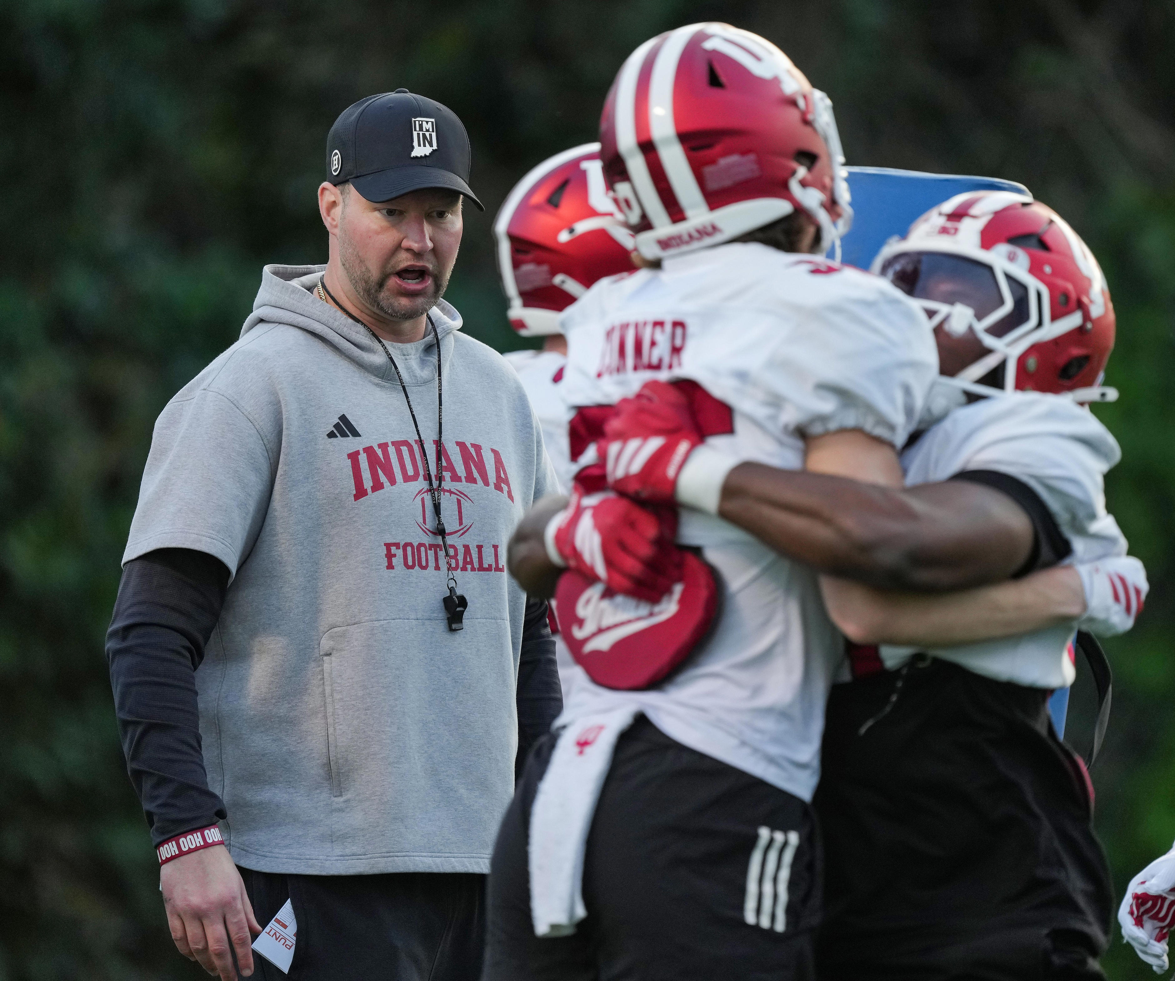 Indiana football has its first Broyles winner, the 'mad scientist'