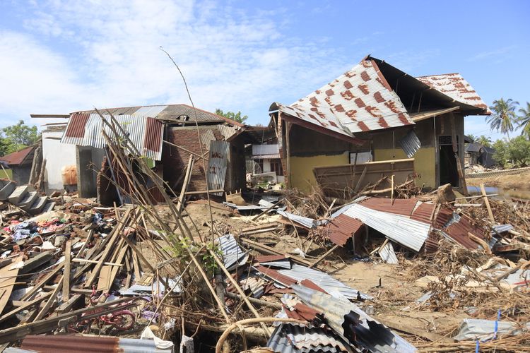 Rel kereta Aceh rusak akibat banjir dan longsor, perbaikan dimulai 2026