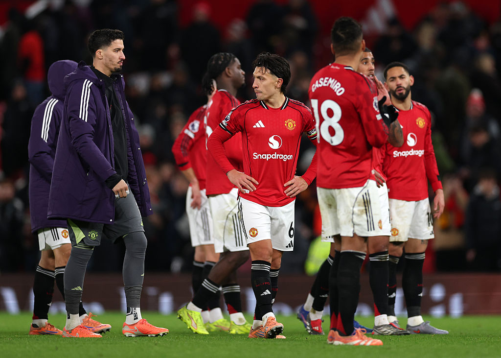 Manchester United handed fresh injury blow as star misses Everton fixture