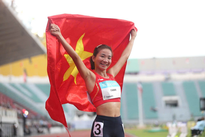Nguyễn Thị Oanh, Bùi Thu Hà tranh giải bán marathon quốc tế lớn nhất Việt Nam