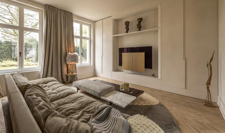 Vastgoedmiljonair wil bijna € 8 miljoen voor hagelnieuwe villa in het Gooi