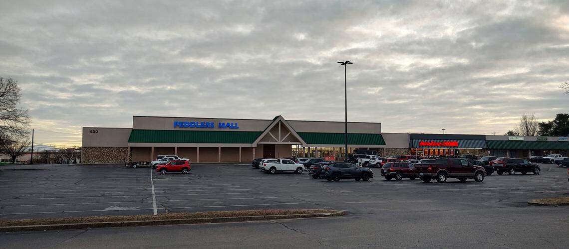 Lexington's second Peddler's Mall location set to open this week