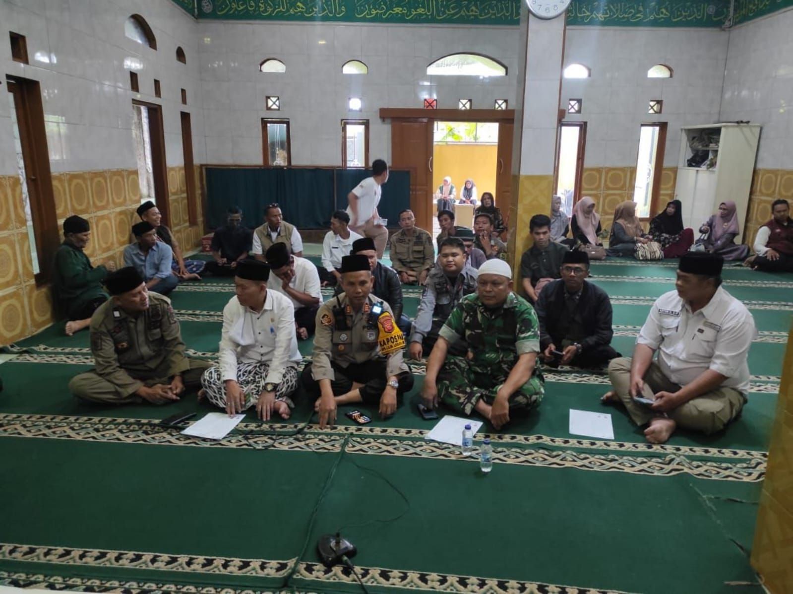 Koramil 2415/Margahayu Kodim0624 Kab Bandung Jaga Keamanan dan Bangkitkan Rasa Kebersamaan Hadapi Ta