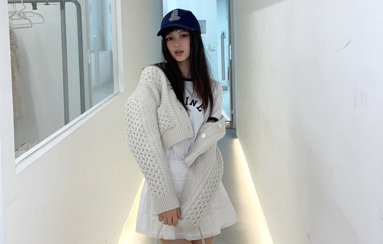 Danielle NewJeans Turun ke Jalan Kirim Briket Saat Kontrak Putus