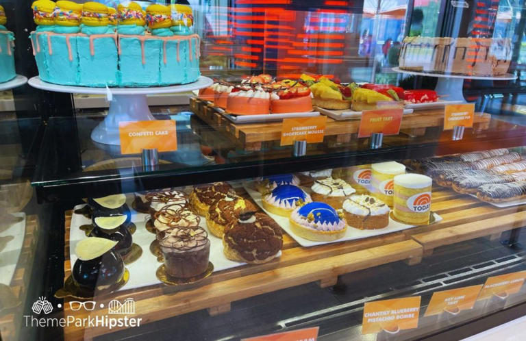 I ate at TODAY Cafe in Universal: Here’s what’s actually worth ordering!