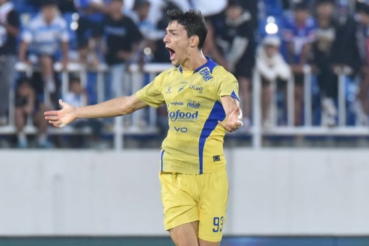 Federico Barba Tinggalkan Persib, Pescara Cari Solusi Pertahanan