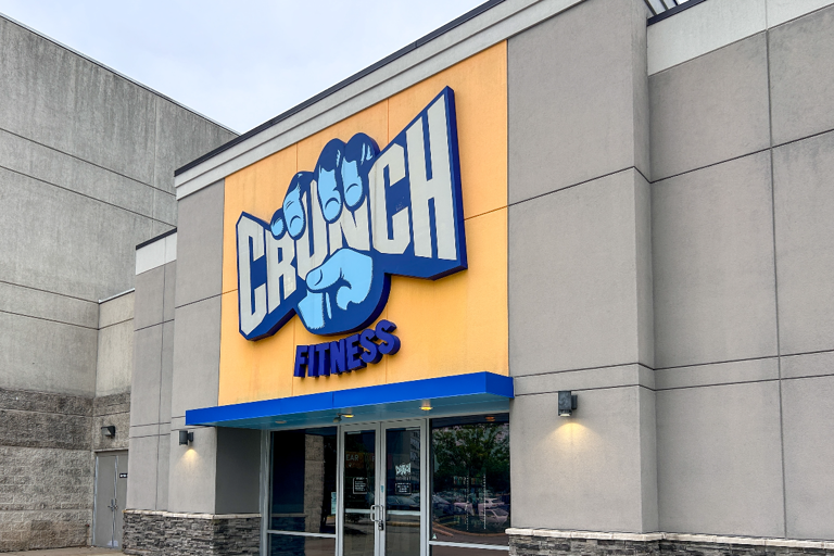These are Crunch Fitness's 2026 New Year's hours