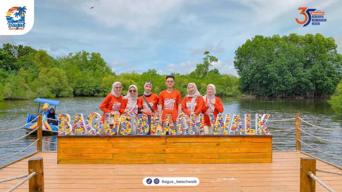 Ciptakan Kenangan Hangat di Bagus Beach Walk Saat Nataru