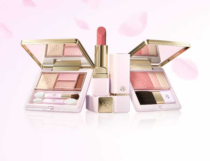 最終値下げ　ノエビア　スペチアーレ　メイクアップキット20春 ノエビア×スペチアーレ最高峰の艶。新メイクアップが2026年誕生