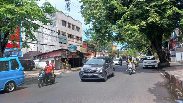 Momen Akhir Tahun 2025, Jalanan Manado Mulai Ramai