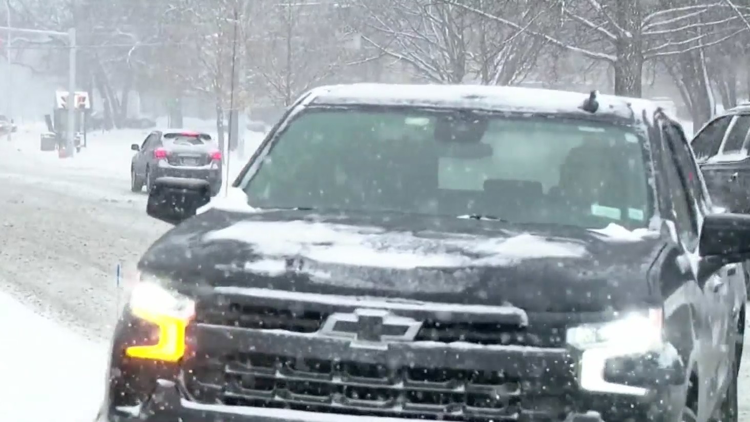 Winter blast hits much of US., bringing snow and ice