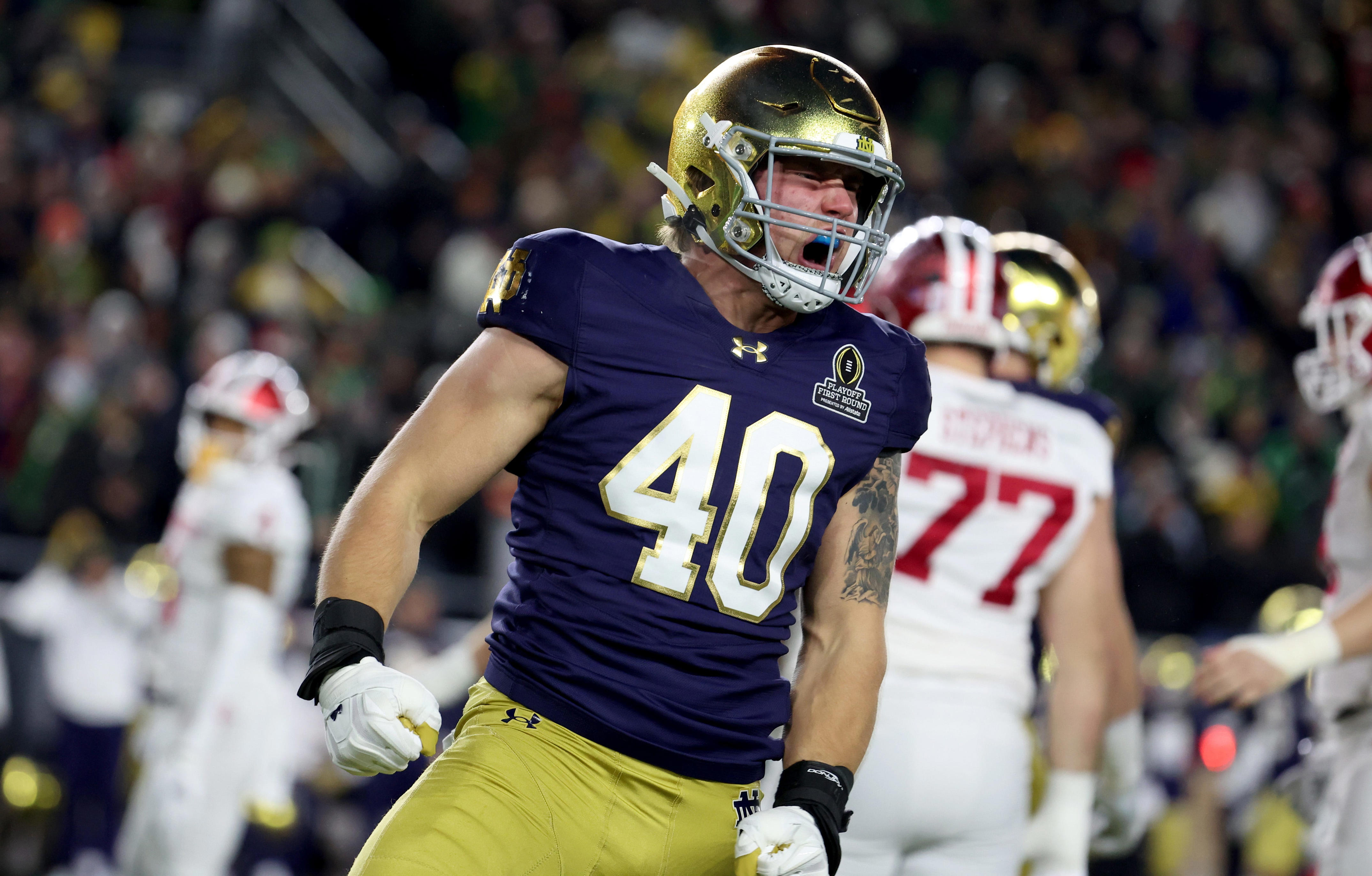 Big-time Notre Dame football contributor enters the transfer portal